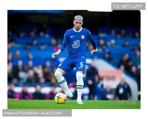 2016至2017赛季切尔西与曼城精彩对决回顾与分析